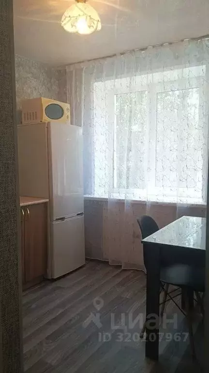 1-к кв. Хакасия, Абаза ул. Ленина, 5 (30.0 м) - Фото 0