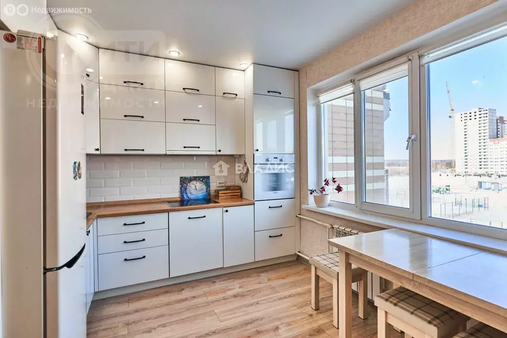 3-комнатная квартира: Воронеж, улица Маршала Одинцова, 25Б/4 (89.6 м) - Фото 2