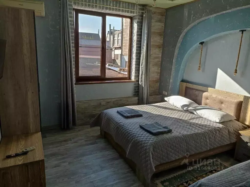 2-к кв. Краснодарский край, Геленджик Киевская ул., 27 (42.0 м) - Фото 0