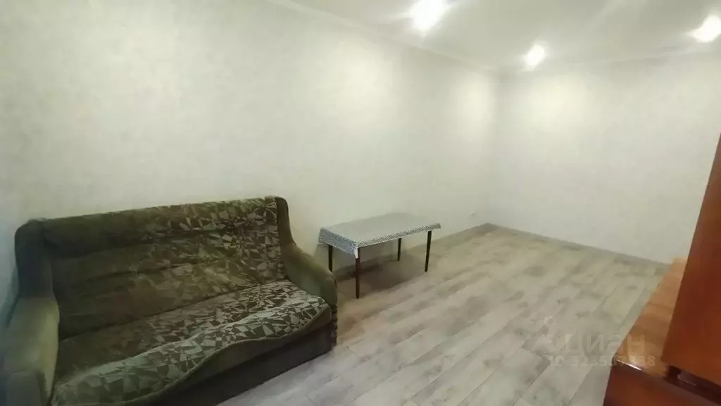 1-к кв. Краснодарский край, Армавир Железнодорожная ул., 52 (28.9 м) - Фото 2