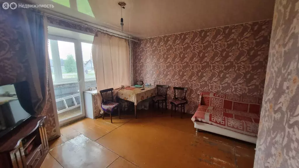 2-комнатная квартира: Артёмовский, улица Полярников, 33 (46 м) - Фото 0