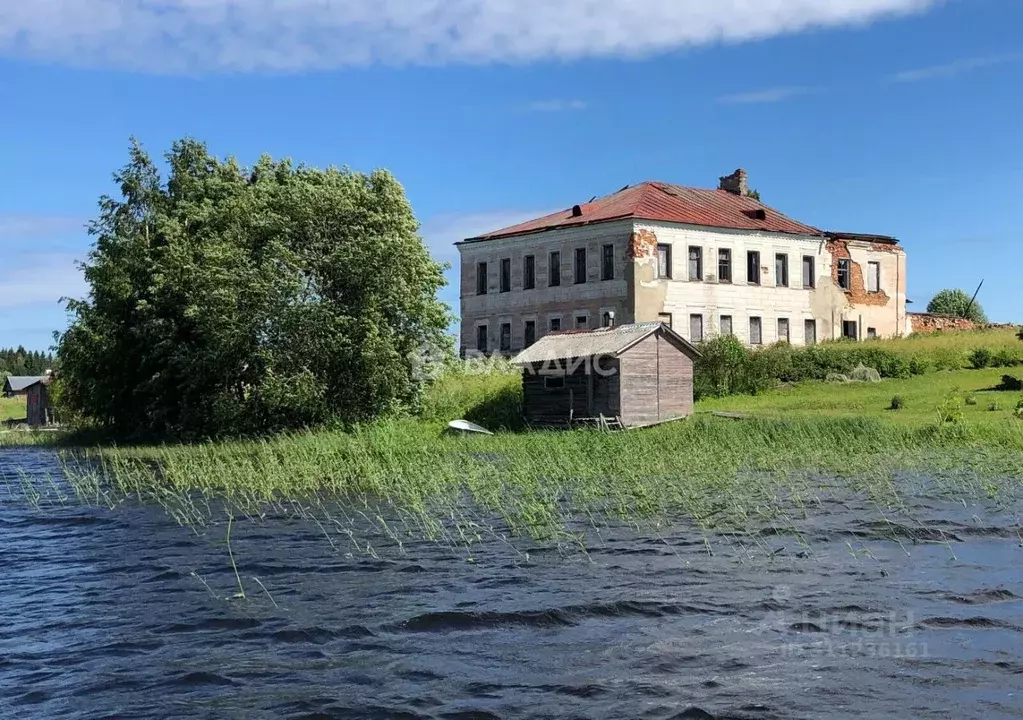 Дом в Карелия, Медвежьегорский район, Великогубское с/пос, Леликово ... - Фото 0