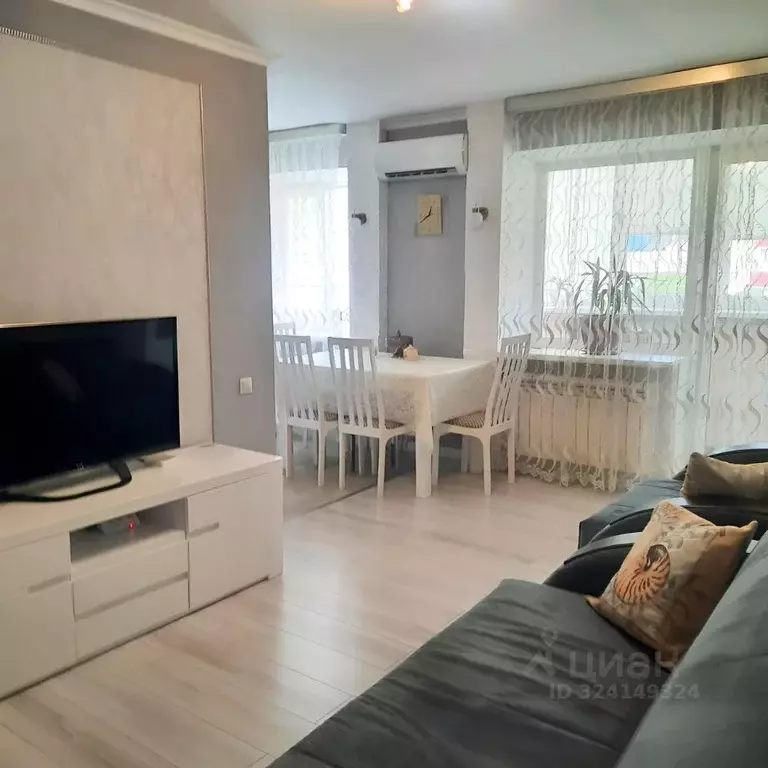 3-к кв. Краснодарский край, Новороссийск просп. Ленина, 7 (55.5 м) - Фото 1