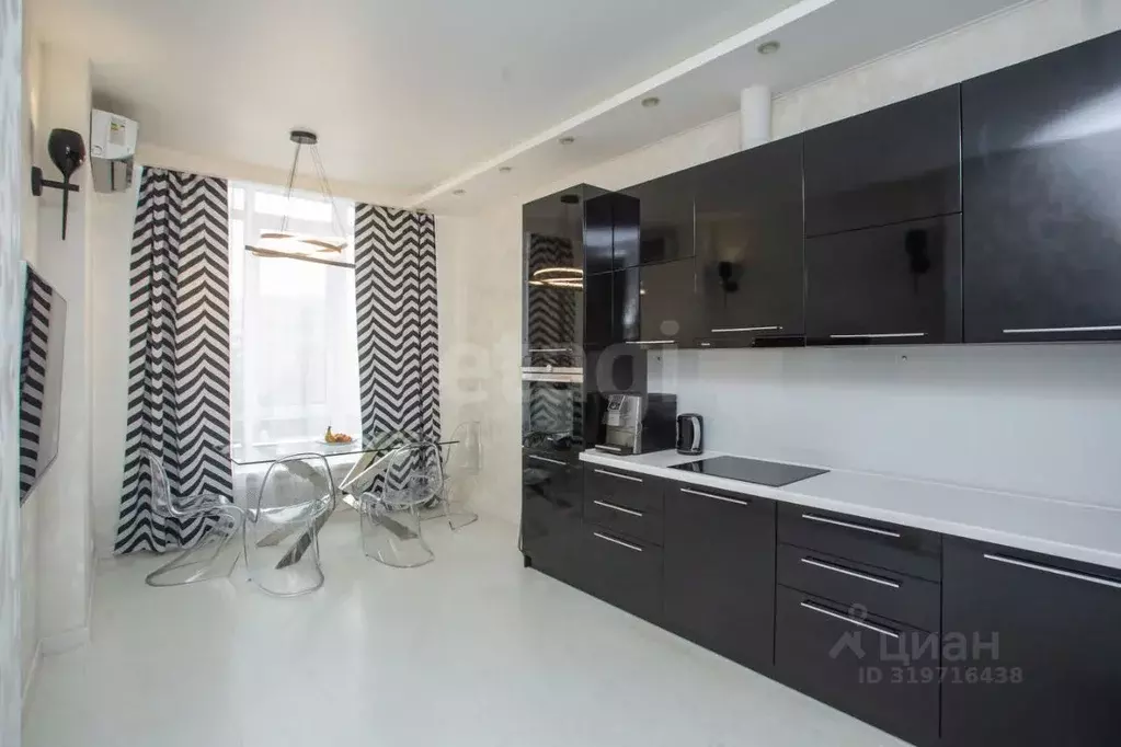 4-к кв. Кемеровская область, Кемерово Московский просп., 14 (103.8 м) - Фото 1