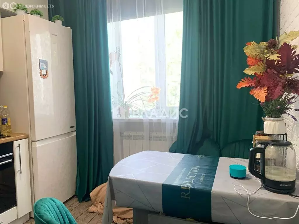 2-комнатная квартира: Бийск, улица Виктора Петрова, 13 (44.2 м) - Фото 1