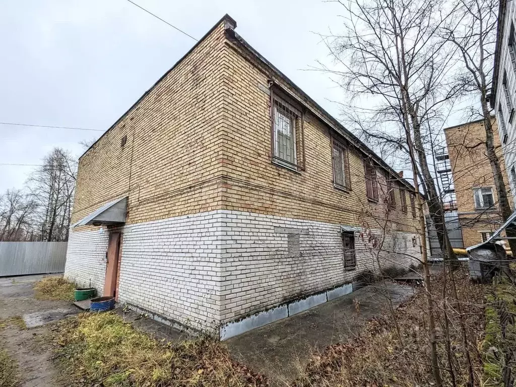 Офис в Коми, Сыктывкар ул. Калинина, 10 (493 м) - Фото 1