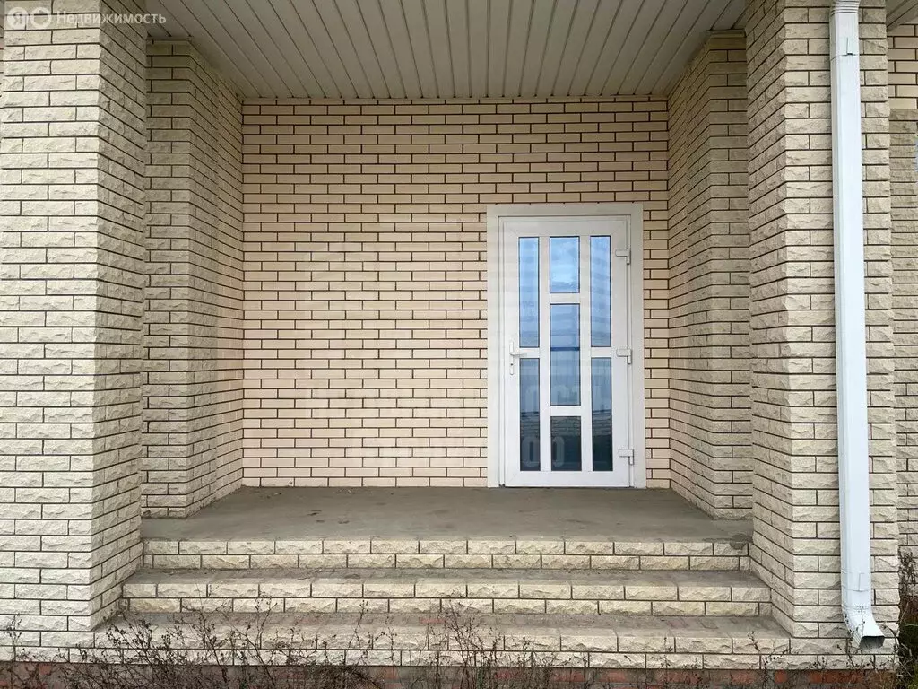 Дом в Неклиновский район, село Новобессергеневка (140 м) - Фото 1