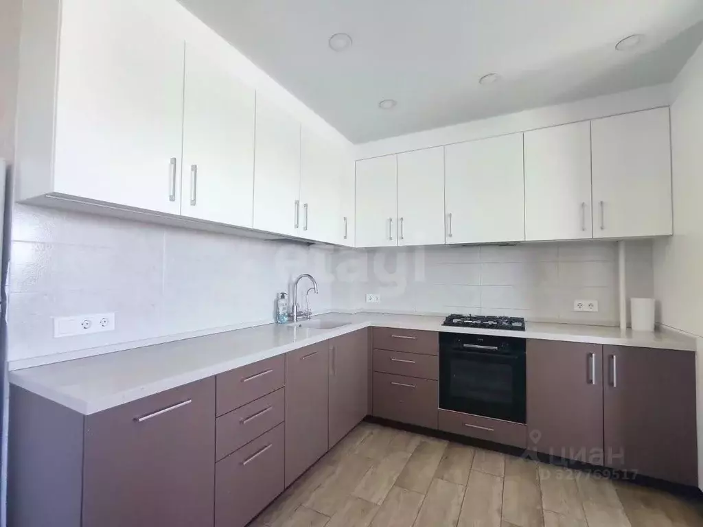 3-к кв. Крым, Симферополь ул. Дачная (73.0 м) - Фото 2