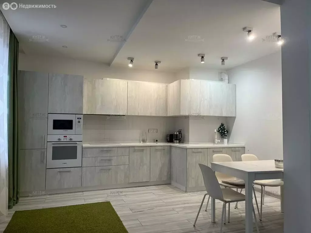 3-комнатная квартира: Калуга, улица Фомушина, 13 (83 м) - Фото 1