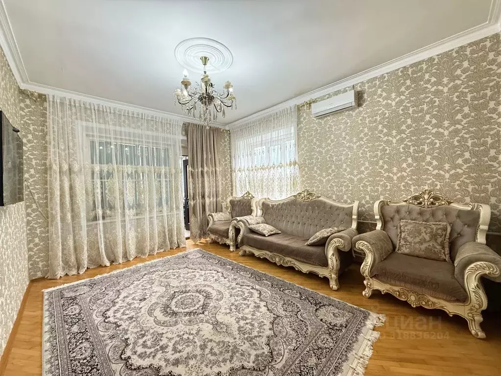 2-к кв. Дагестан, Махачкала ул. Кара Караева, 13 (66.0 м) - Фото 0