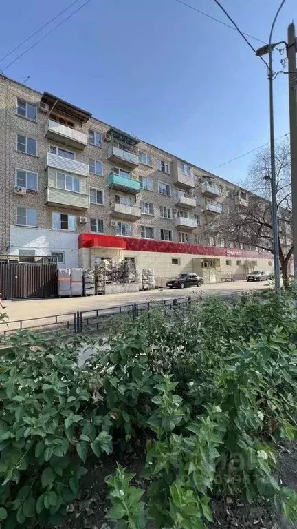 1-к кв. Астраханская область, Астрахань просп. Бумажников, 20 (28.4 м) - Фото 0