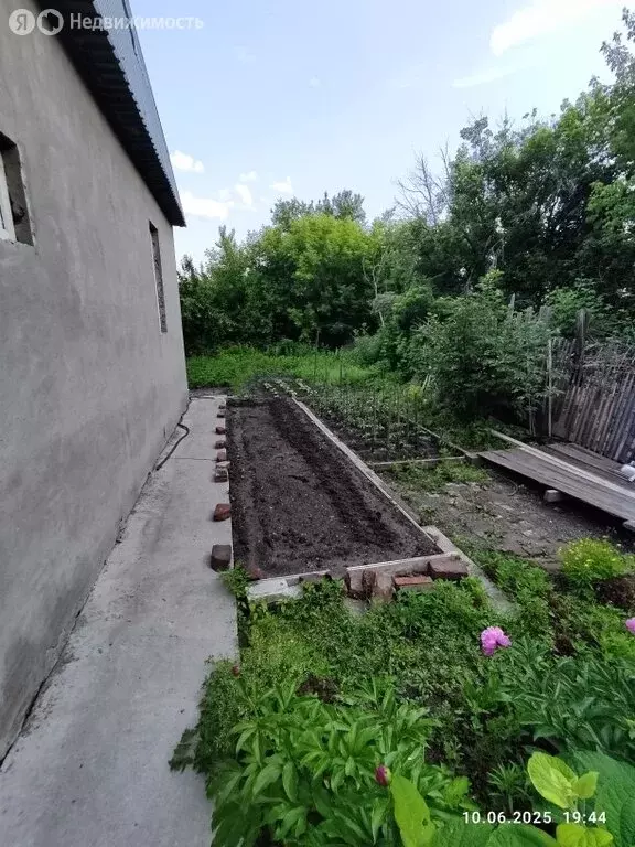 Дом в Барнаул, микрорайон Восточный, Тупиковый проезд, 51 (150 м) - Фото 0