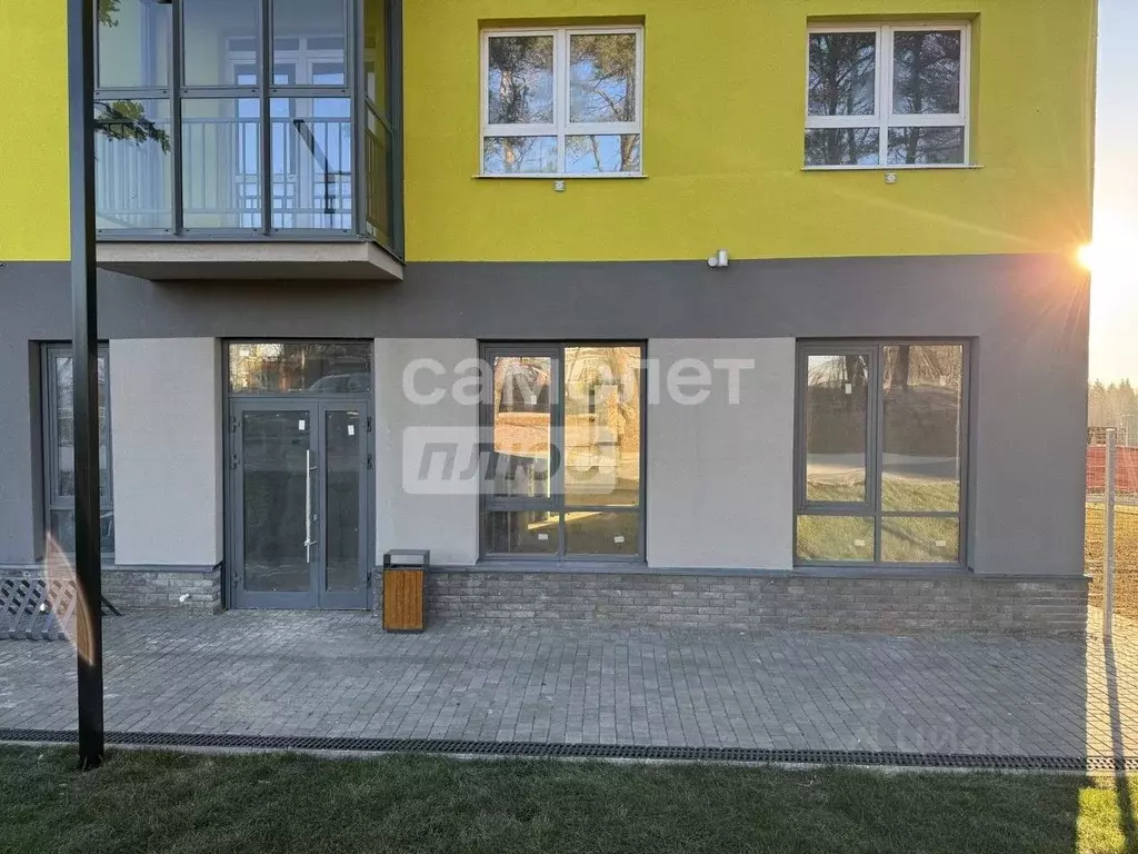 Помещение свободного назначения в Удмуртия, Ижевск Камбарская ул., ... - Фото 0