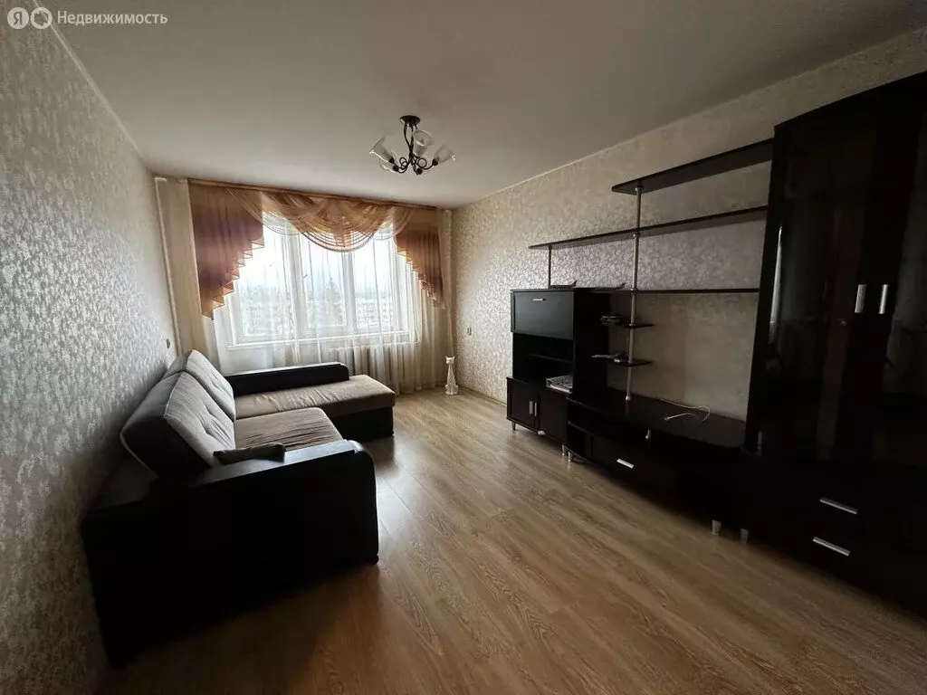 3-комнатная квартира: Нижнекамск, проспект Химиков, 94 (65 м) - Фото 2