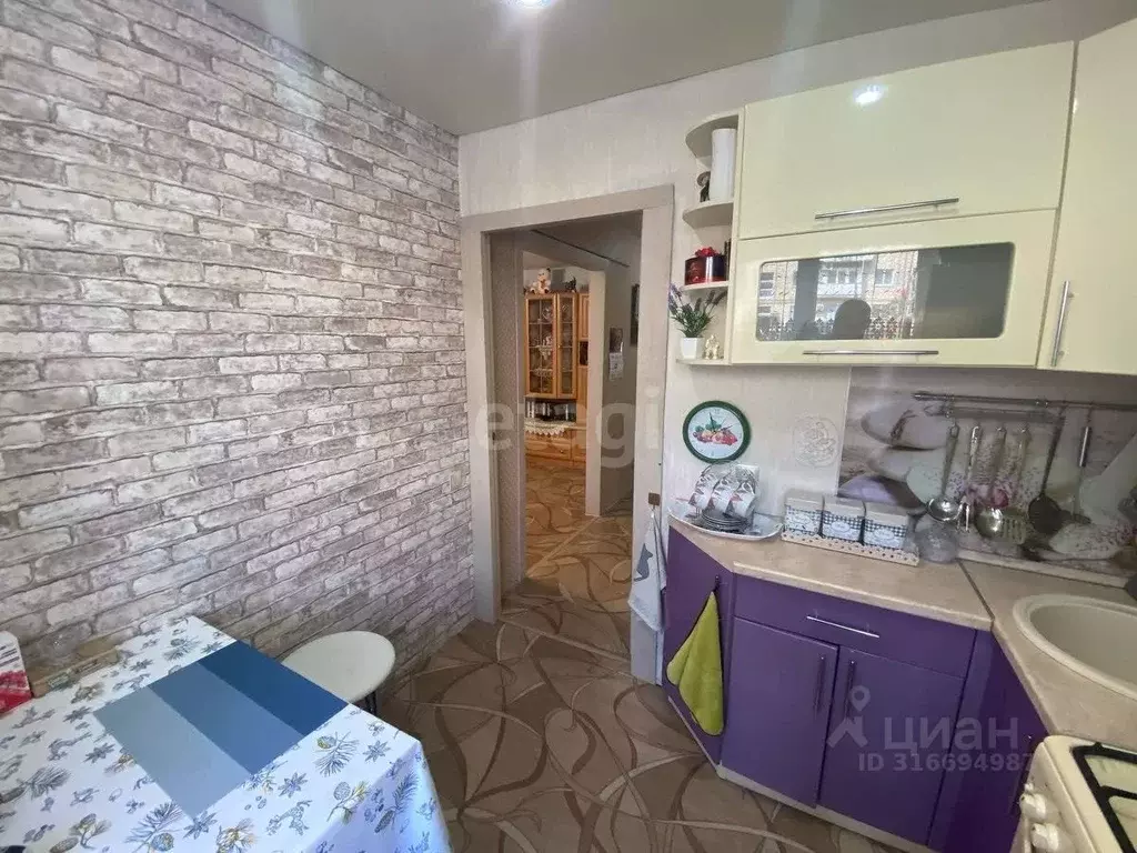 2-к кв. Воронежская область, Нововоронеж ул. Мира, 20 (42.8 м) - Фото 0