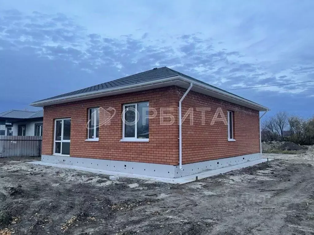 Дом в Тюменская область, Тюмень ул. Вишневая (90 м) - Фото 0