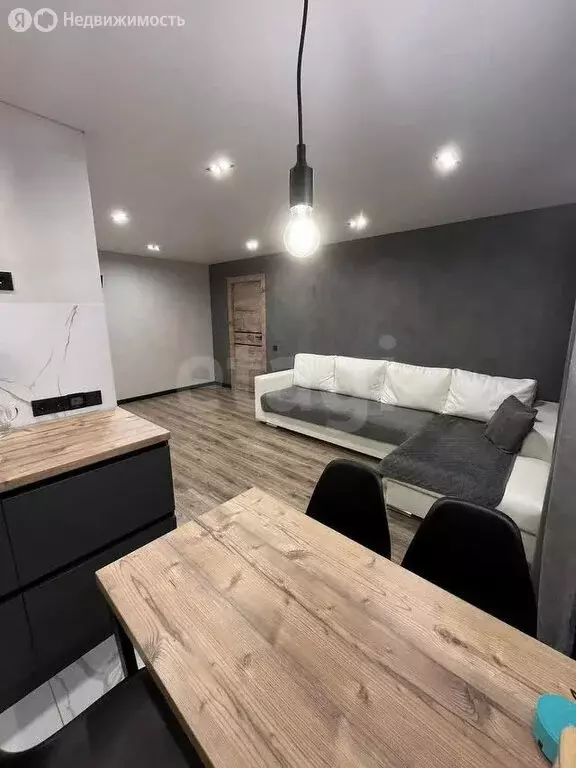 2-комнатная квартира: Ермаково, Молодёжная улица, 1 (46.2 м) - Фото 2