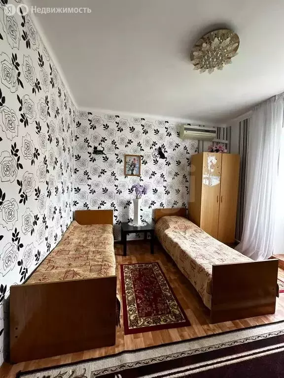 3-комнатная квартира: Геленджик, Абрикосовая улица, 2 (85 м) - Фото 0