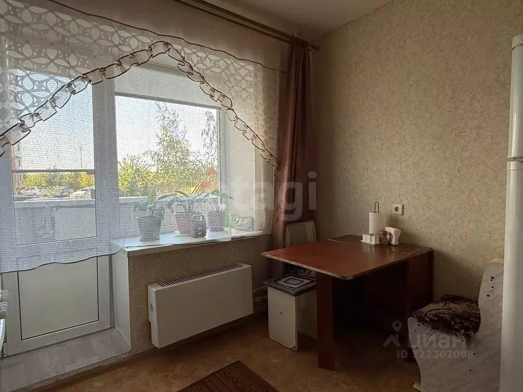 2-к кв. Саратовская область, Энгельс Студенческая ул., 183Ж (53.8 м) - Фото 1