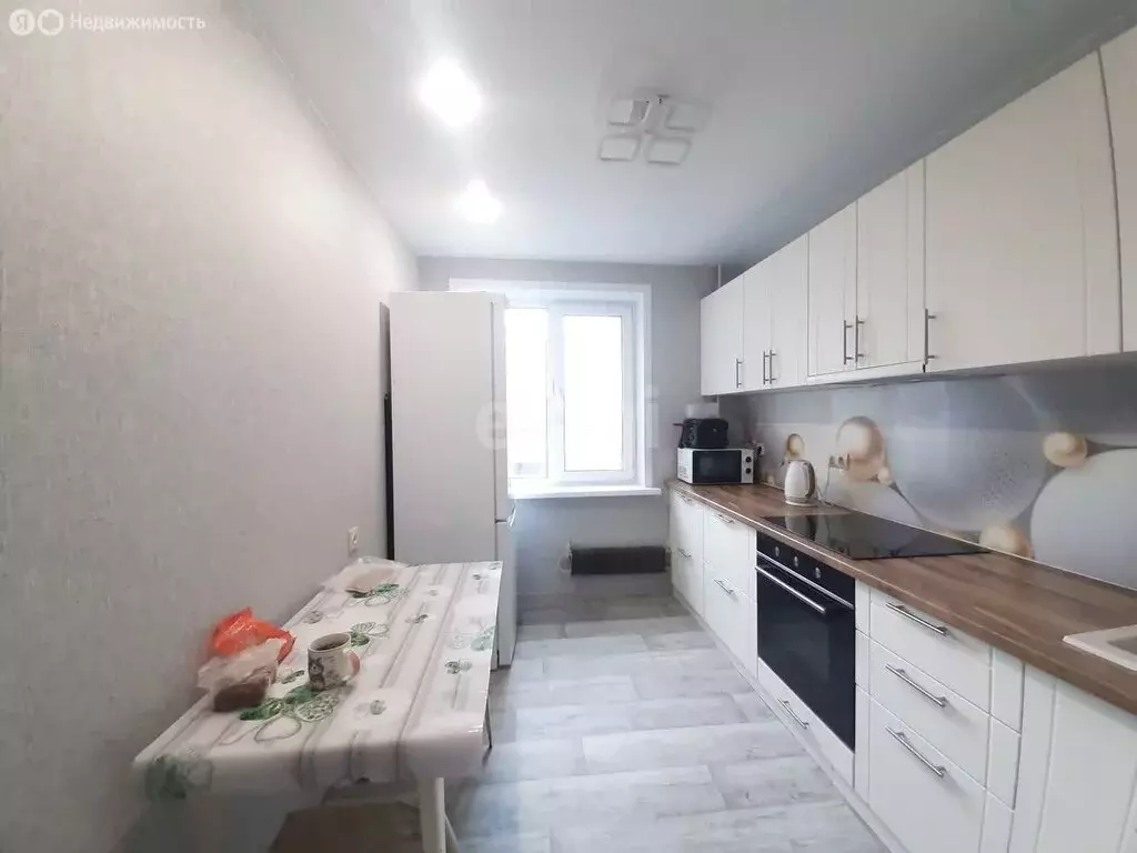 3-комнатная квартира: Норильск, улица Первопроходцев, 9 (68.3 м) - Фото 0