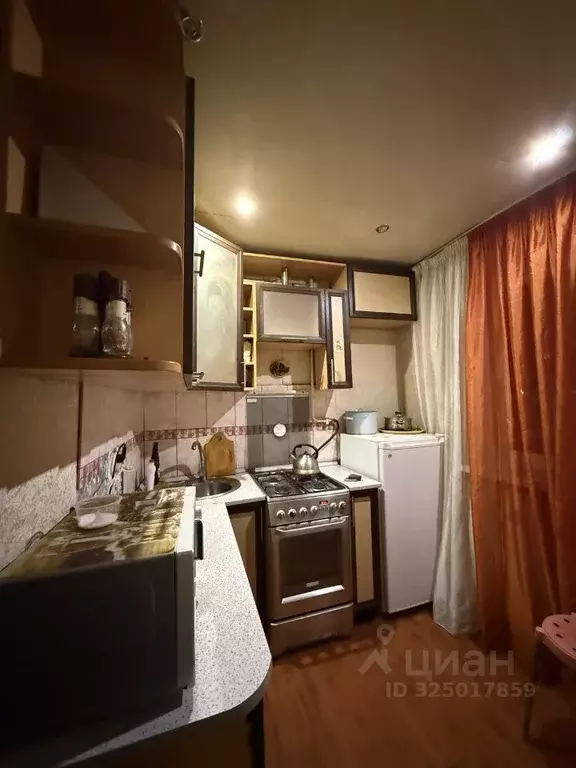 2-к кв. Белгородская область, Старый Оскол Приборостроитель мкр, 18 ... - Фото 1