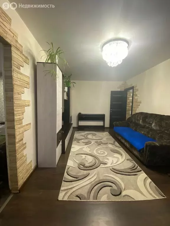 3-комнатная квартира: Киров, улица Маклина, 63А (56.1 м) - Фото 1