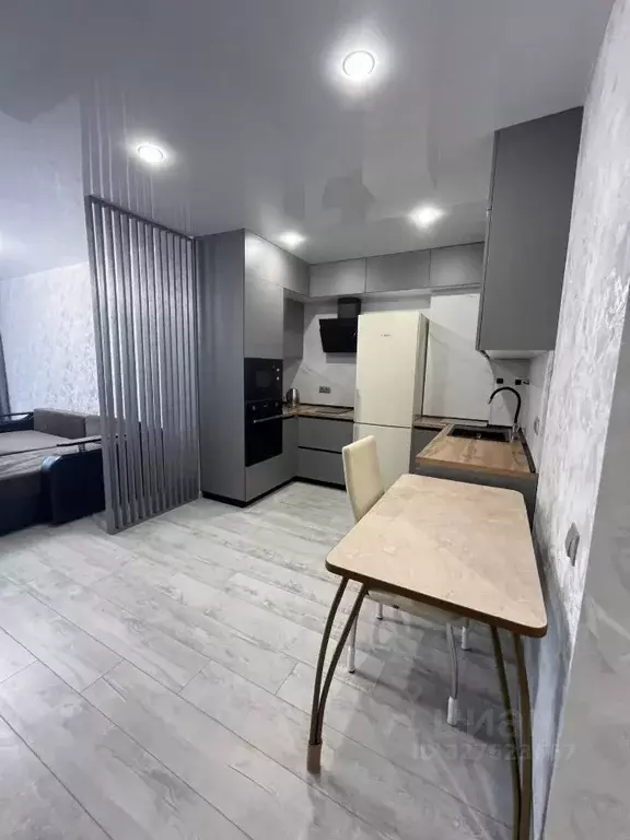 Студия Воронежская область, Воронеж ул. 9 Января, 233/54 (35.3 м) - Фото 1