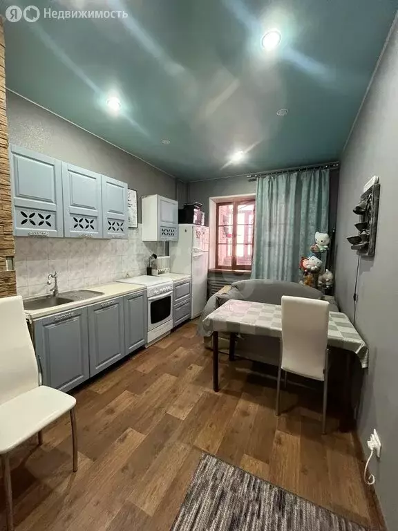 2-комнатная квартира: Усинск, Парковая улица, 16 (56.5 м) - Фото 2