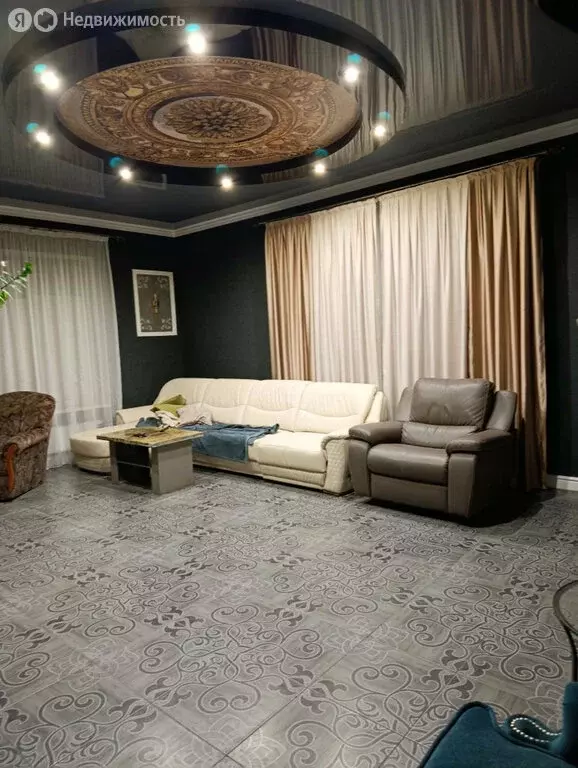 Дом в Омск (300 м) - Фото 2