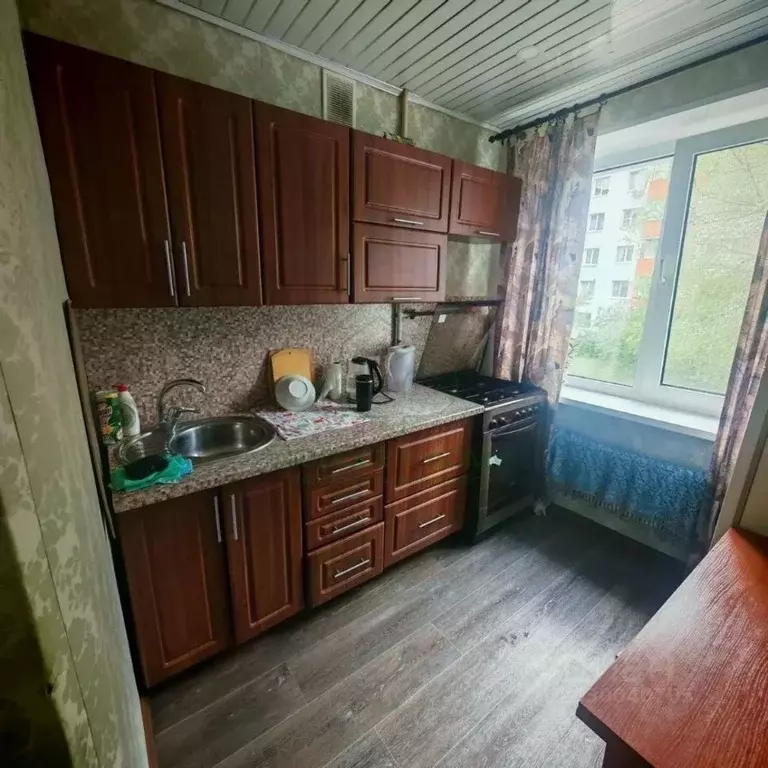 2-к кв. Белгородская область, Старый Оскол Интернациональный мкр, 48 ... - Фото 1