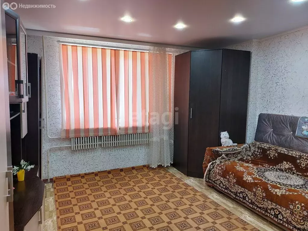 2-комнатная квартира: Губкин, улица Космонавтов, 2 (50.2 м) - Фото 0