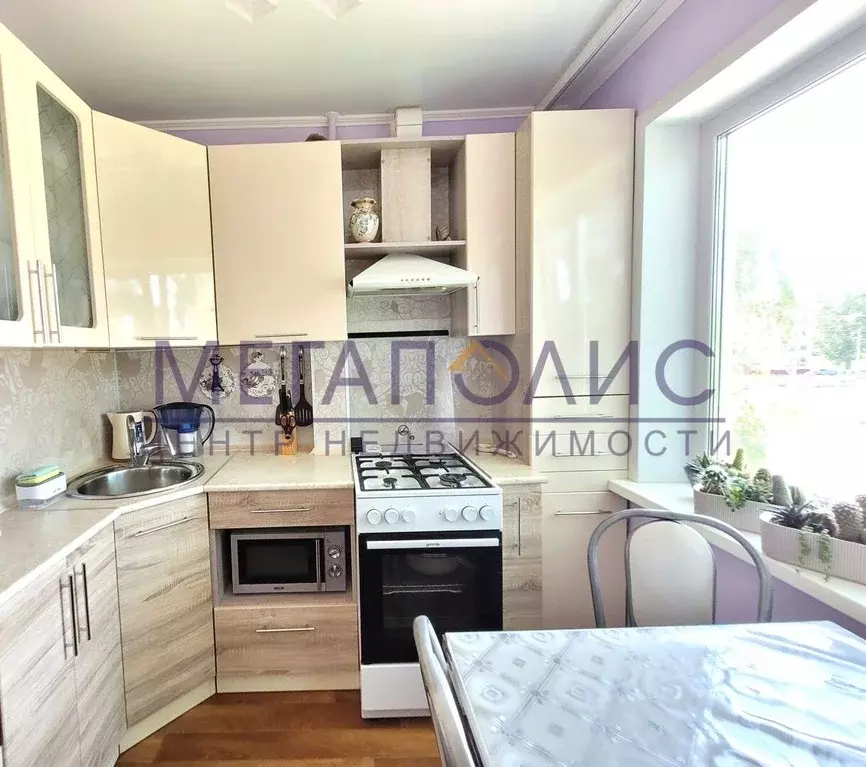 2-к кв. Саратовская область, Балаково Вокзальная ул., 17а (46.8 м) - Фото 1