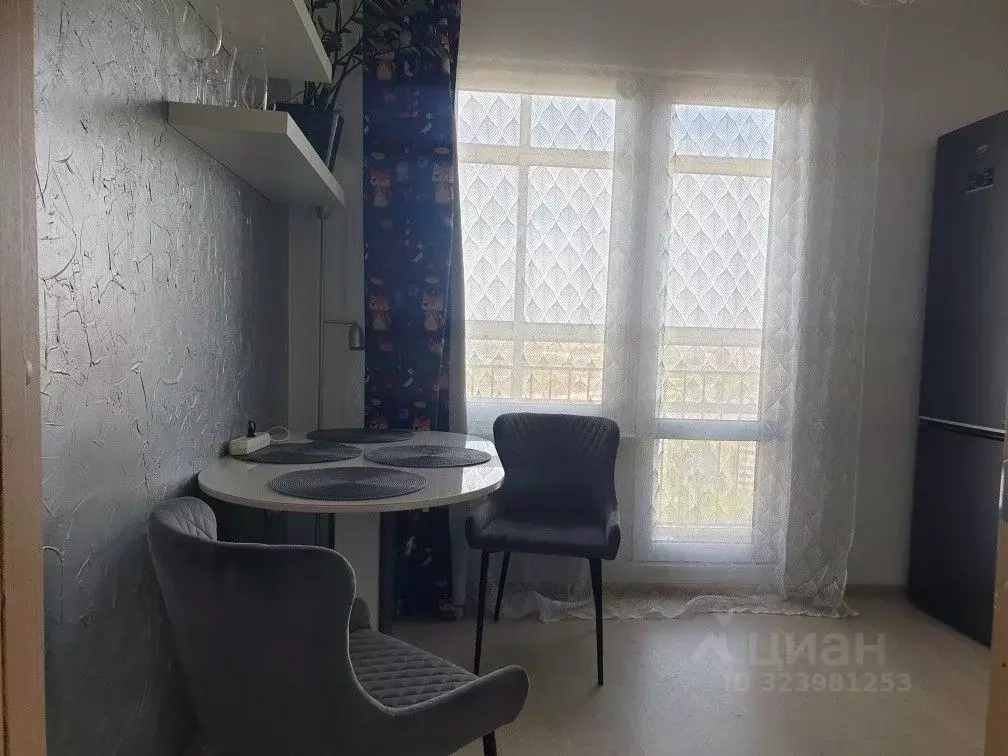 1-к кв. Свердловская область, Екатеринбург ул. Расточная, 31А (37.0 м) - Фото 2