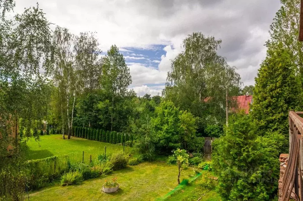 Дом в Санкт-Петербург, Санкт-Петербург, Петергоф ул. Баушевская, 3 ... - Фото 1