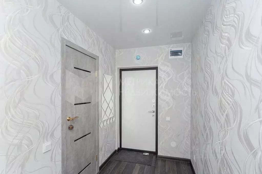 Студия Тюменская область, Тюменский район, д. Патрушева ул. Александра ... - Фото 1