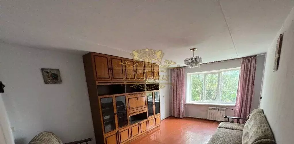 2-к кв. Приморский край, Артем ул. Фрунзе, 65 (50.4 м) - Фото 0
