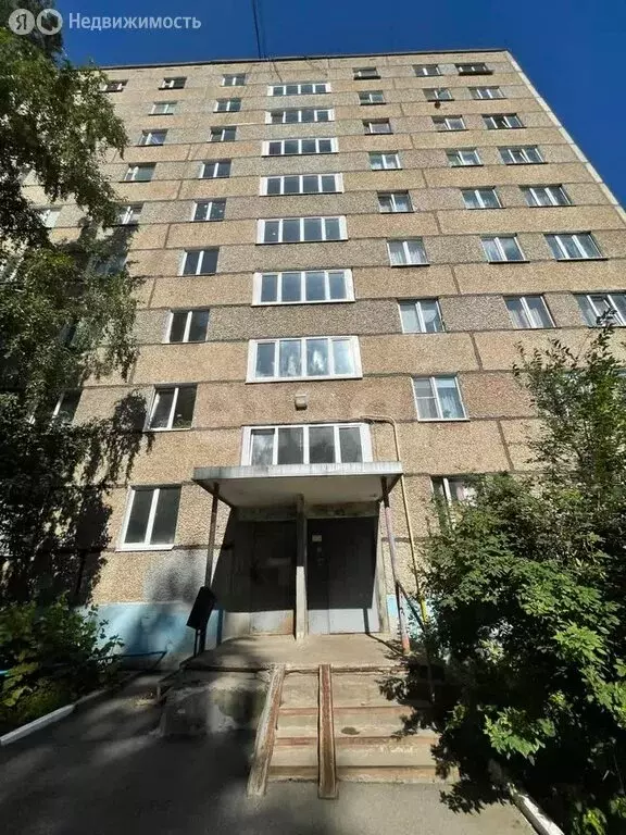 3-комнатная квартира: Ижевск, улица Михаила Петрова, 25 (54.7 м) - Фото 1