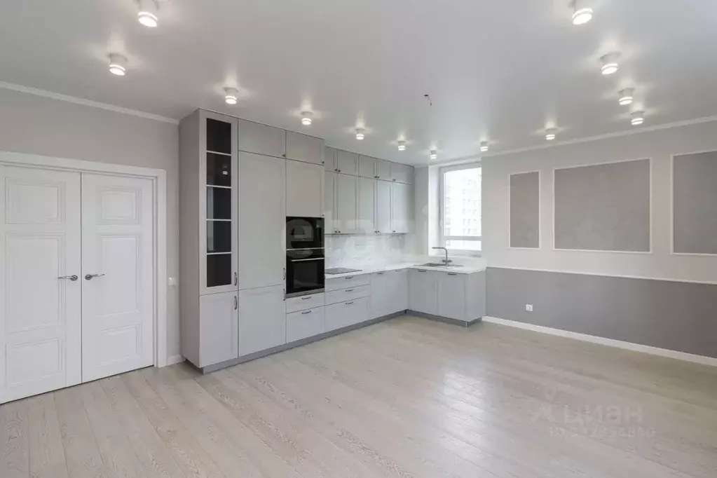 2-к кв. Тюменская область, Тюмень ул. Газовиков, 73 (66.2 м) - Фото 1