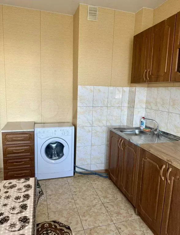 1-к. квартира, 32 м, 9/10 эт. - Фото 1