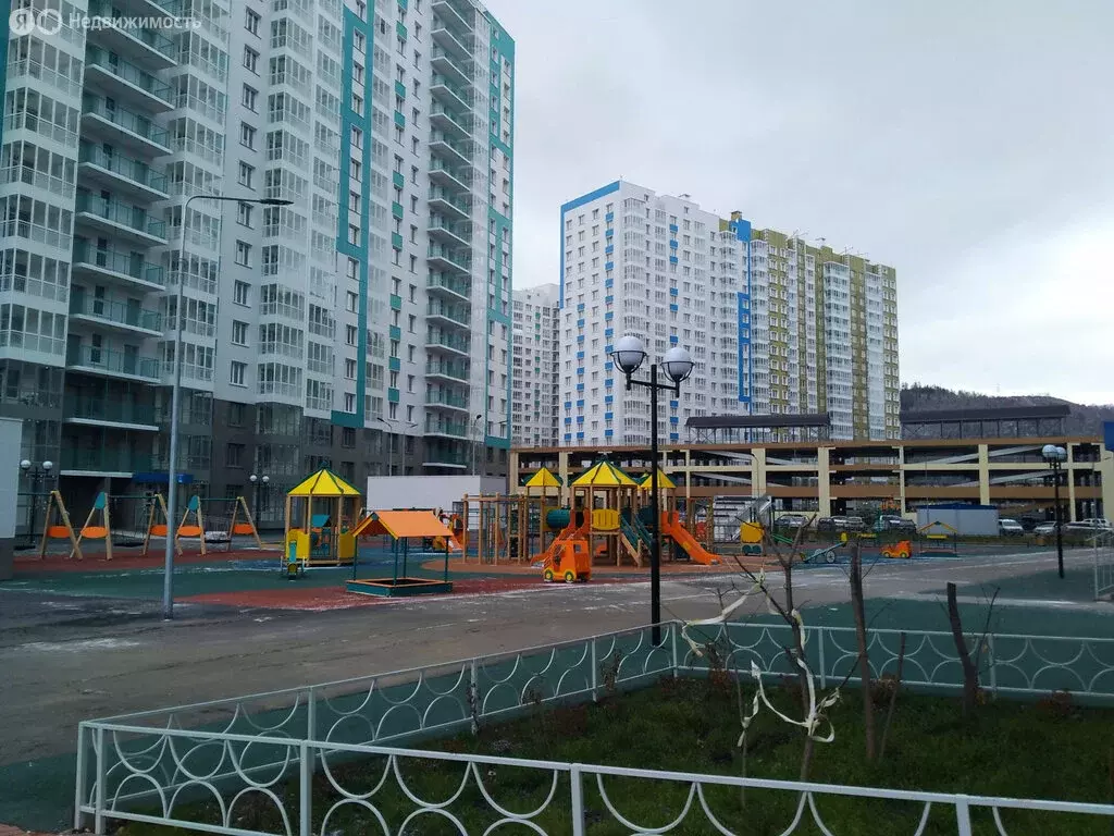 2-комнатная квартира: Красноярск, улица Лесников, 51 (73.3 м) - Фото 1