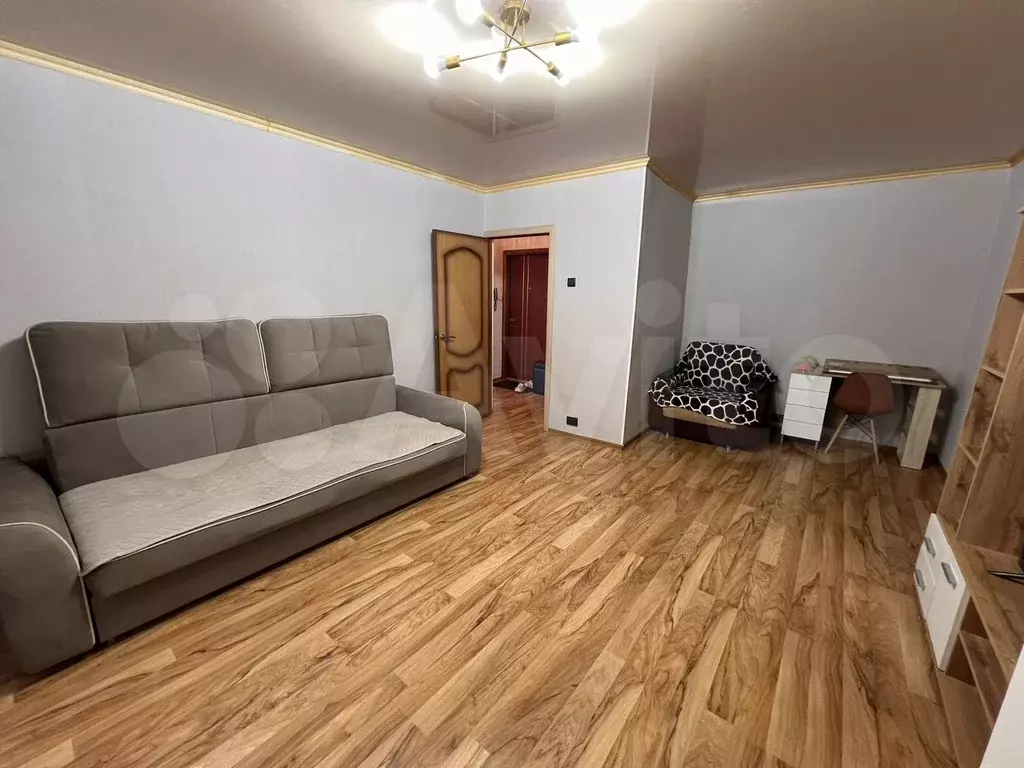 1-к. квартира, 37 м, 8/9 эт. - Фото 1