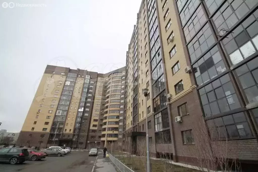 2-комнатная квартира: Тюмень, Харьковская улица, 64 (75.9 м) - Фото 1