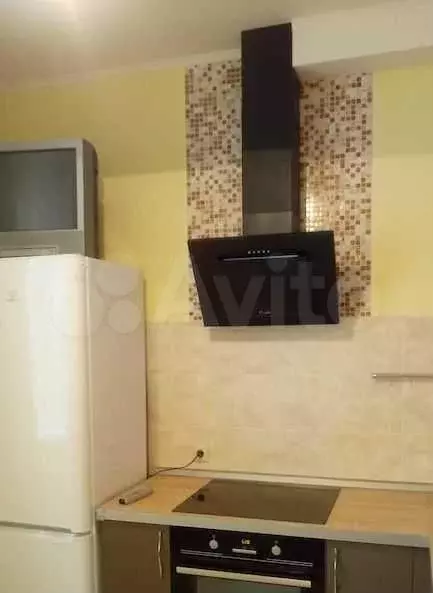 1-к. квартира, 40 м, 4/17 эт. - Фото 1