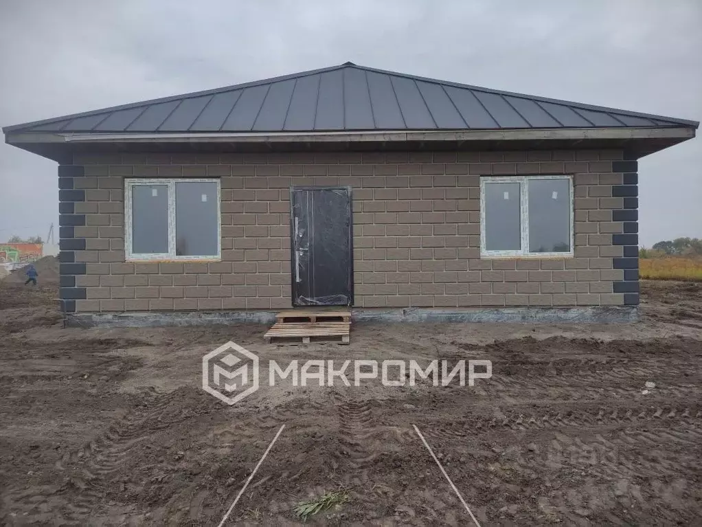 Дом в Брянская область, Брянский район, Отрадненское с/пос, с. ... - Фото 2