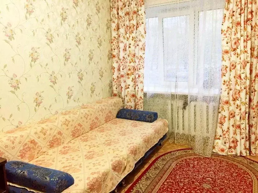 Комната Тюменская область, Тюмень ул. Республики, 214 (18.3 м) - Фото 0