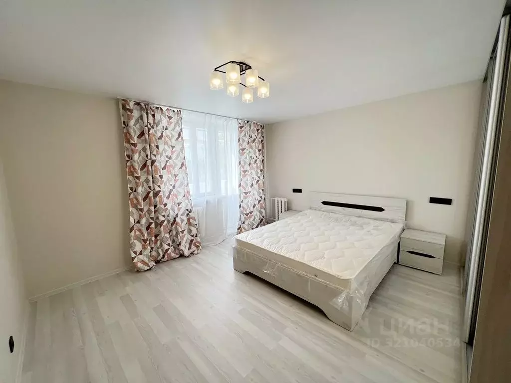 2-к кв. Крым, Симферополь ул. Куйбышева, 155/69 (55.0 м) - Фото 1