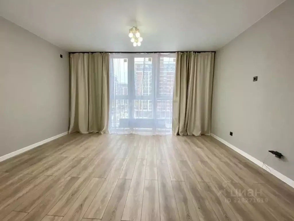 Студия Краснодарский край, Краснодар ул. Ивана Беличенко, 92к2 (30.1 ... - Фото 1