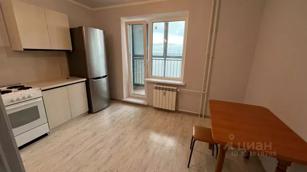 3-к кв. Татарстан, Набережные Челны ул. 55-летия КамАЗа, 1к2 (80.0 м) - Фото 2