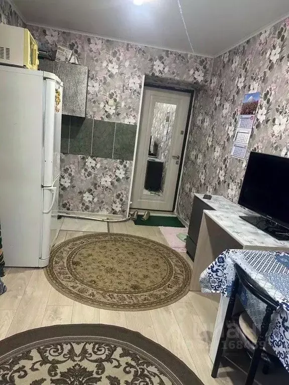 Комната Омская область, Омск ул. Суровцева, 104 (14.0 м) - Фото 2