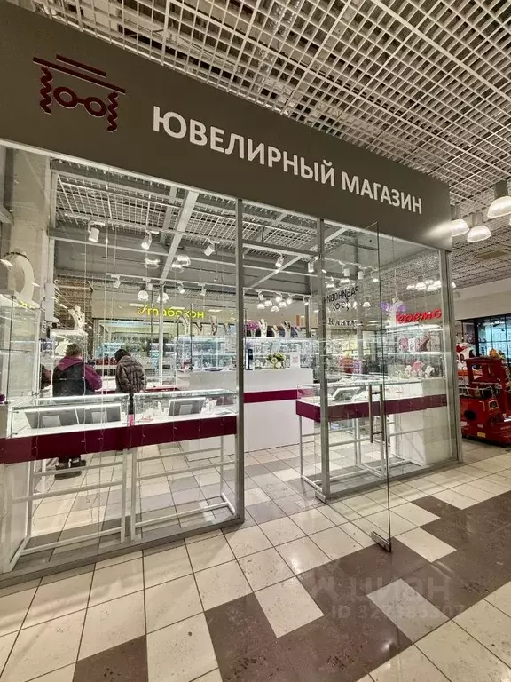 Торговая площадь в Санкт-Петербург просп. Большевиков, 10к1 (20 м) - Фото 1